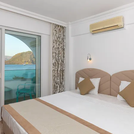 Contess By Faros Hotel 3*