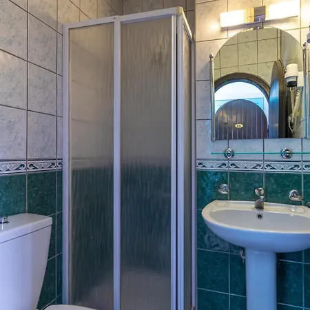 מלון Contess By Faros