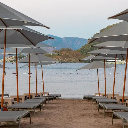 Contess By Faros 3* מרמריס