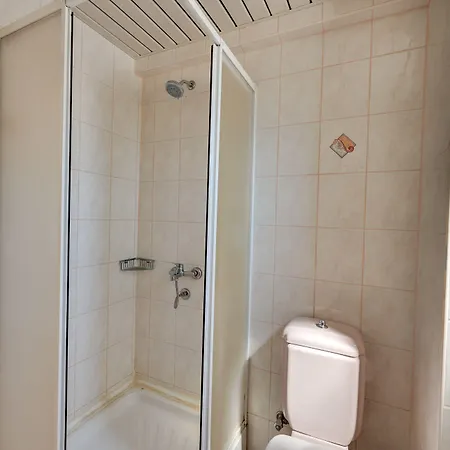 Contess By Faros מלון