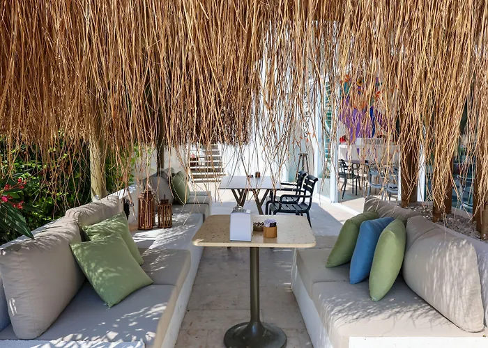 Contess By Faros 酒店 马尔马里斯